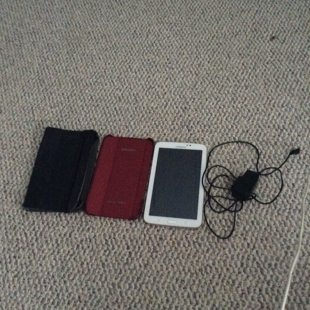 Tablet with accessories